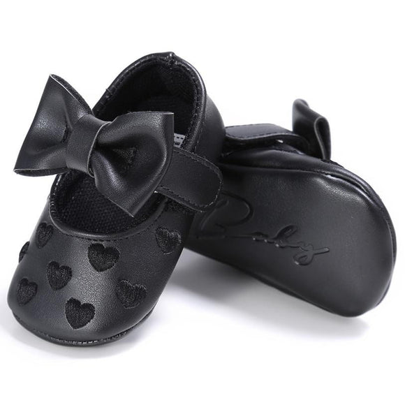 Handmade Soft Bottom Bowknot Baby Shoes Newborn Babies Shoes PU leather Heart Pattern Prewalkers Autumn Spring - Babybyrds